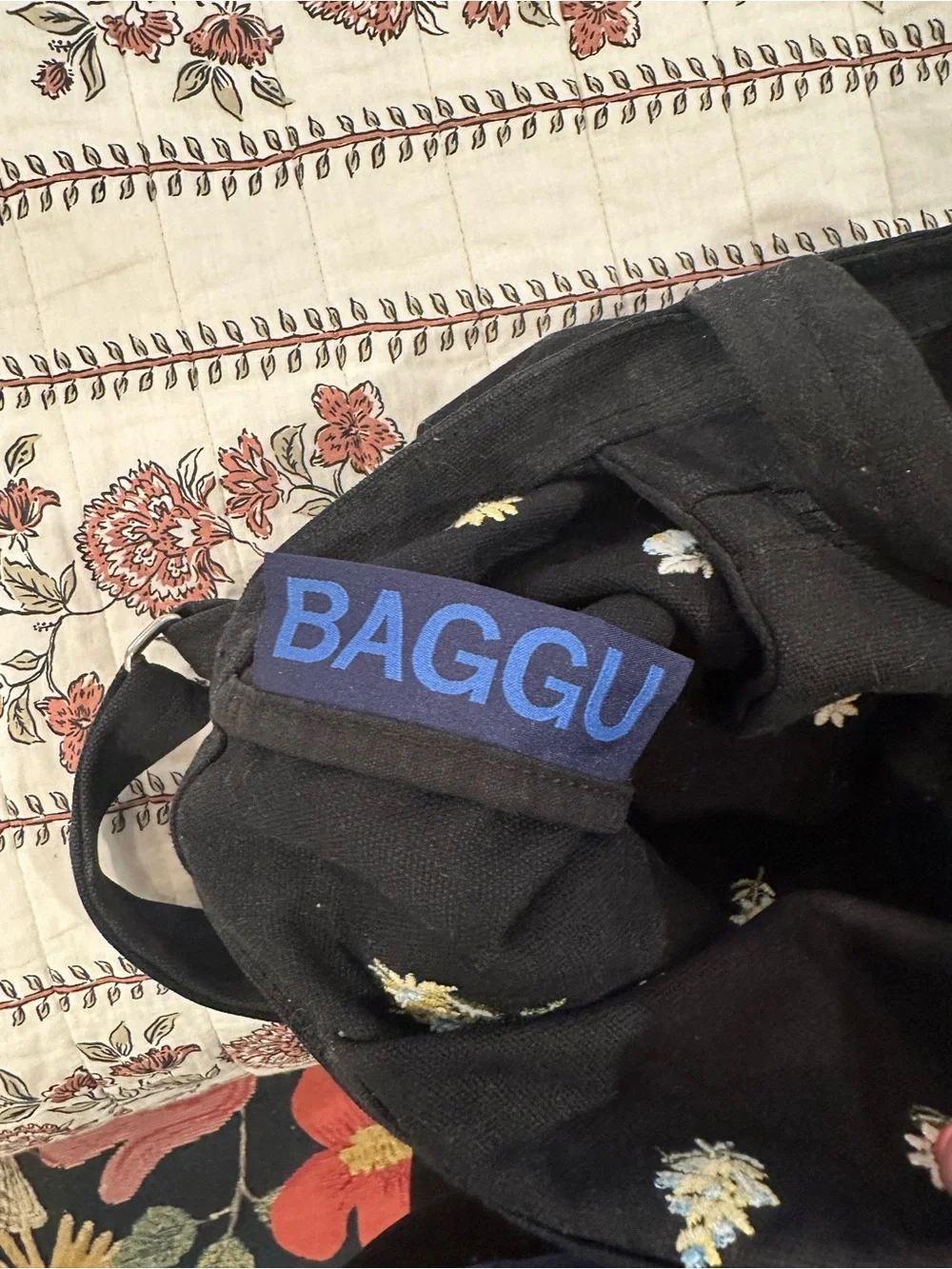BAGGU stylish black